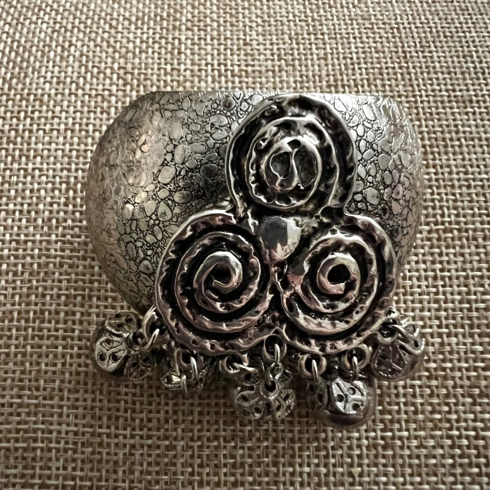 Vtg Silver Tone Spiral Celtic Knot Hair Clip Barrette Dangle Charms‎ Whimsical